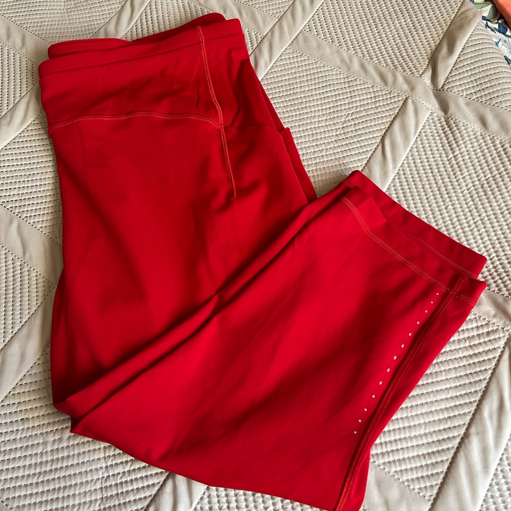 Lululemon Swift Speed High-Rise Crop 21" - Red - Size 18